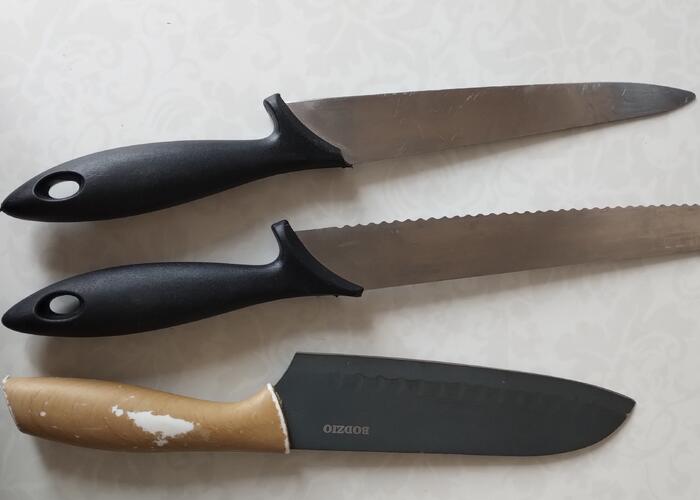 Grajewo ogłoszenia: Oddam trzy duże noże za dwie małe czekolady Milka lub Wedel